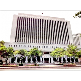 央行調整管制-換屋先買後賣緩衝期延至18個月 央行調整管制-換屋先買後賣緩衝期延至18個月